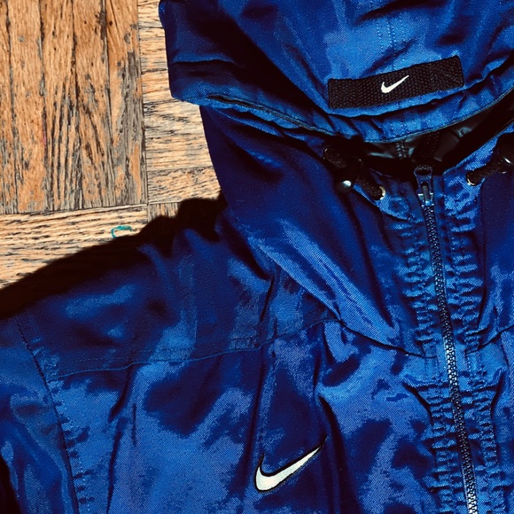 Mid-knee Nike vintage winter coat - Picture 1 of 5